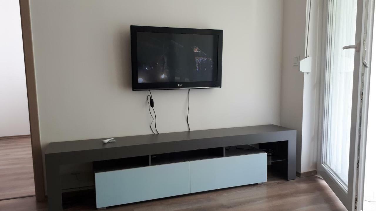 Lido Riviera Apartman Балатонлеле Екстериор снимка