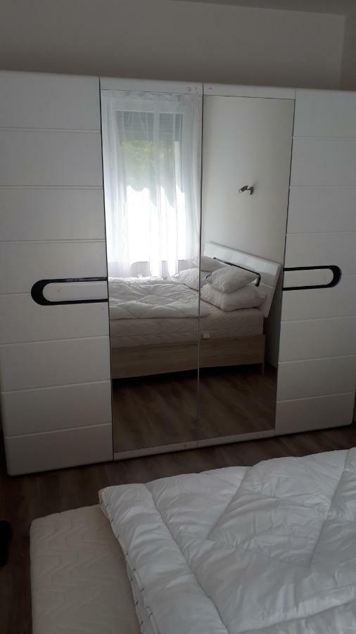 Lido Riviera Apartman Балатонлеле Екстериор снимка