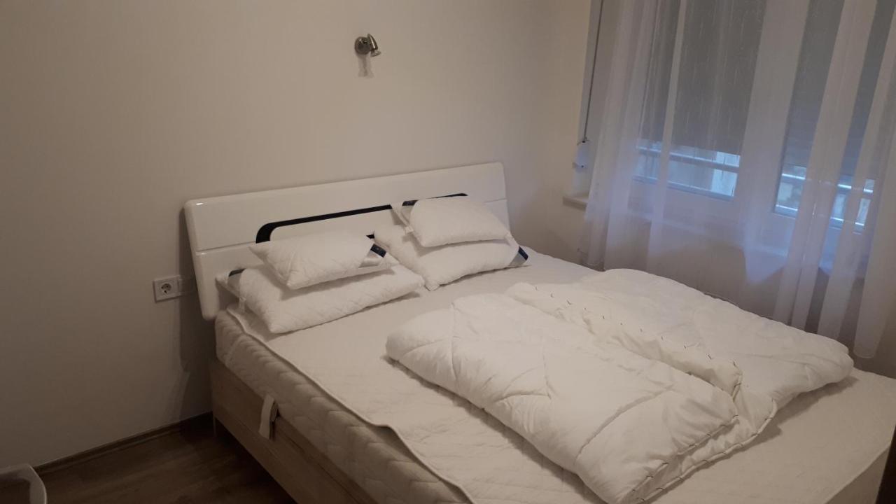 Lido Riviera Apartman Балатонлеле Екстериор снимка